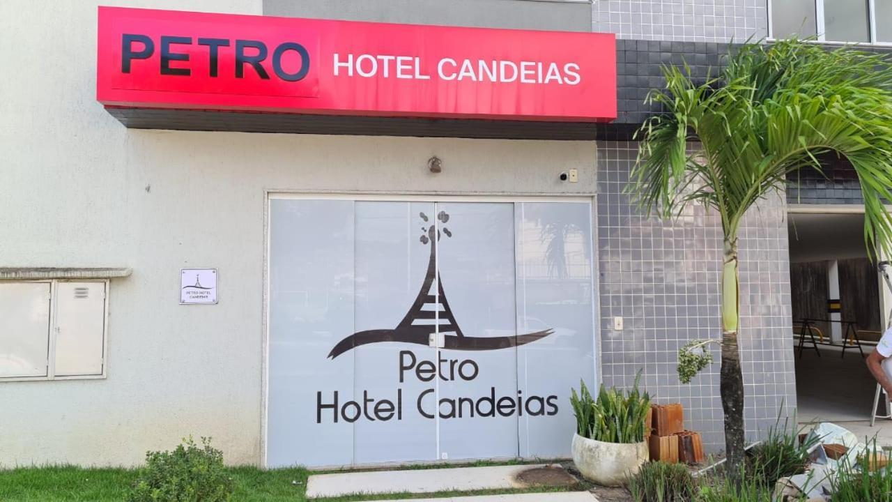 Petro Hotel Candeias Candeias  エクステリア 写真